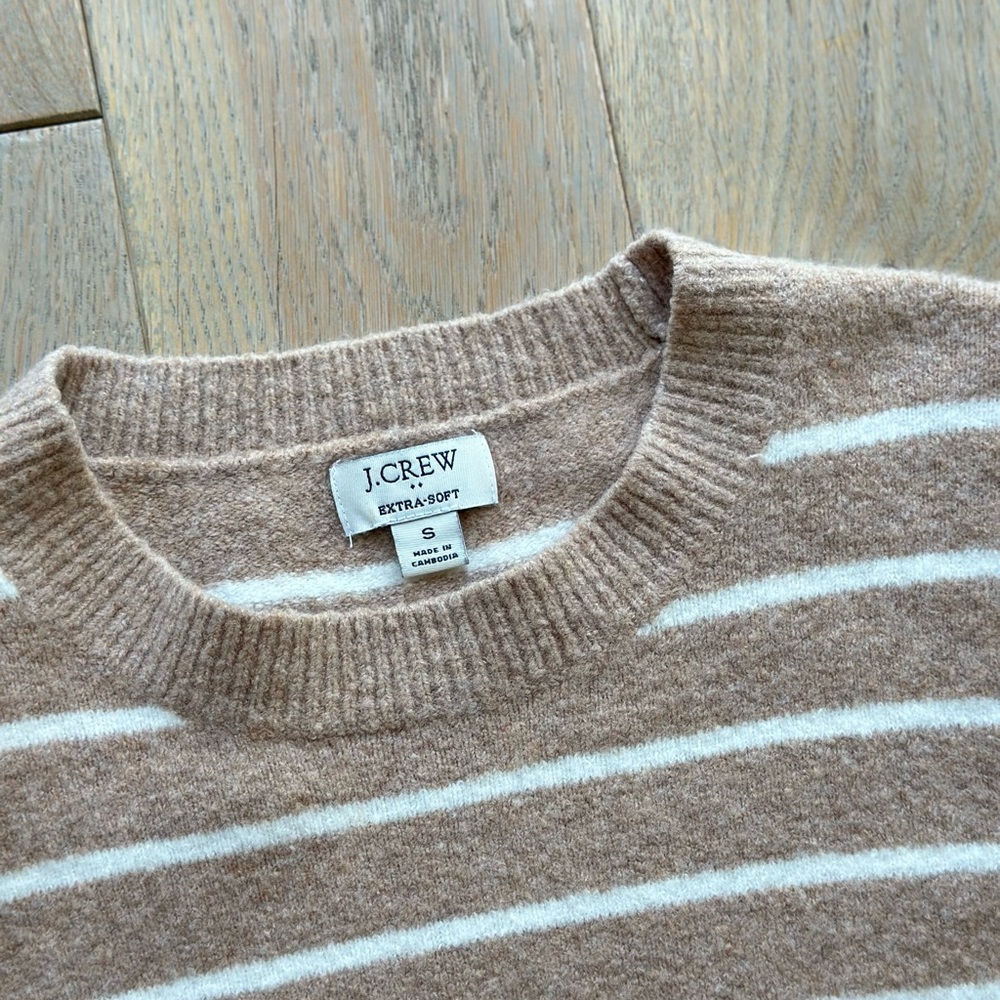 J. Crew Tan Striped Women’s Sweater - Picture 3 of 3